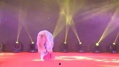 调皮王妃跳舞背景音乐,调皮王妃的欢快旋律之旅